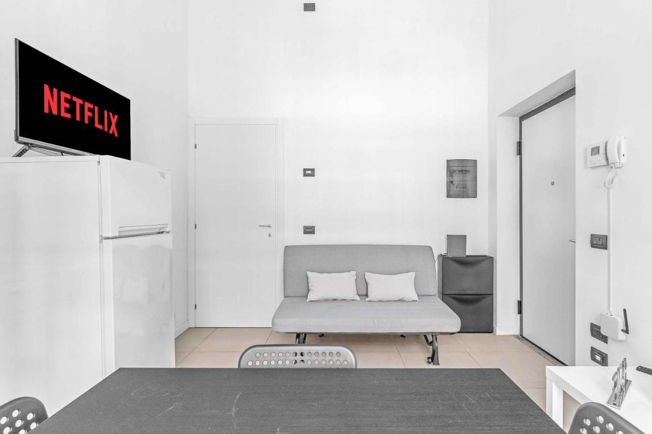 Cos54 - Exclusive Apartment With Garden In Milaan Buitenkant foto